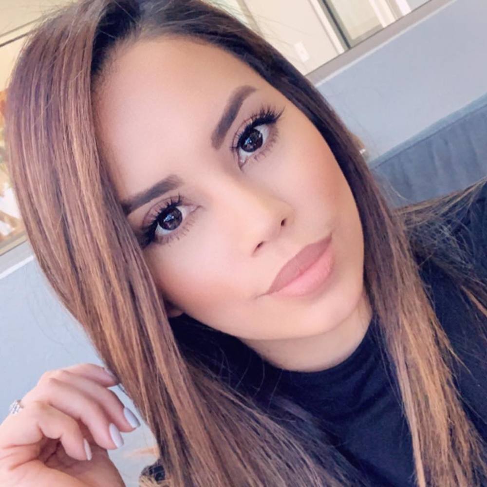 Meet your Posher, Melissa